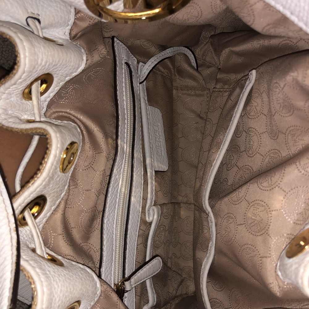 Michael Kors - Picture 2 of 2